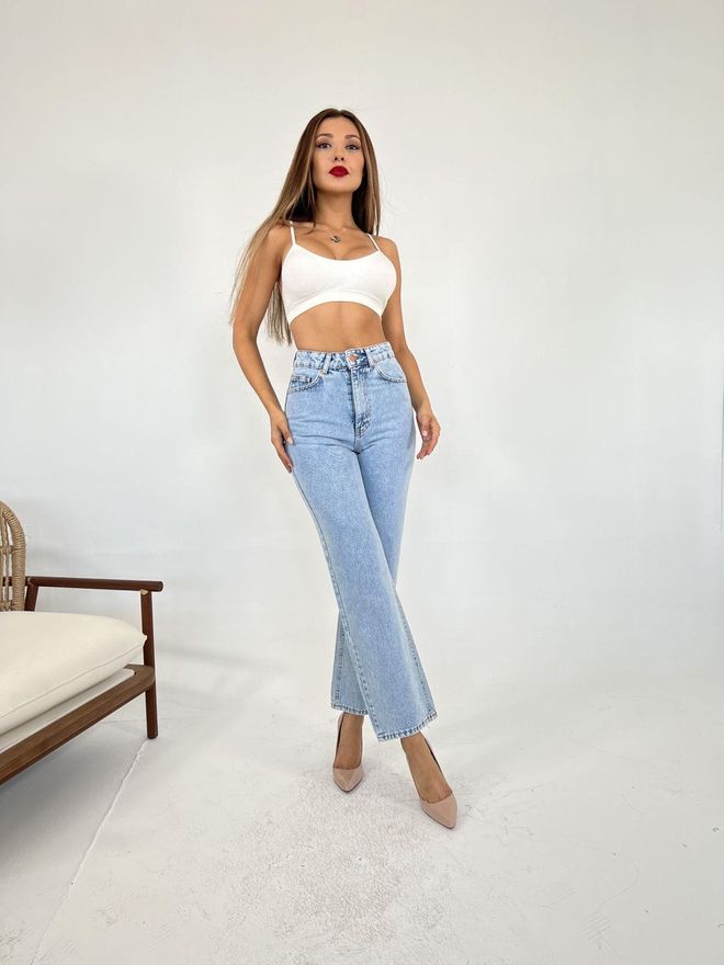 Jean Évasé Bleu Clair Essential